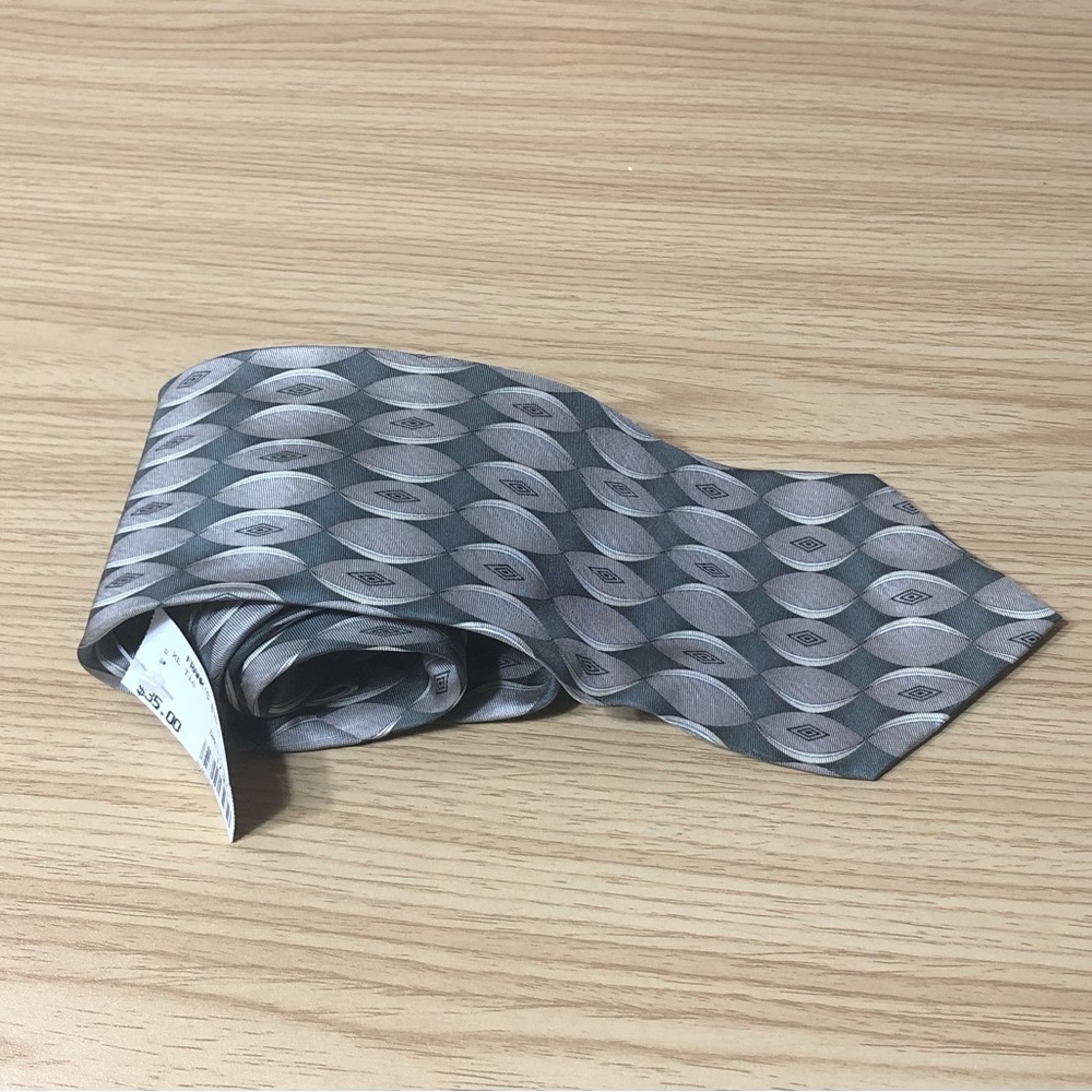 Like New Copper Canyon Neck Tie Hand Made 100% Silk Workwear Big/Tall Mens XL.